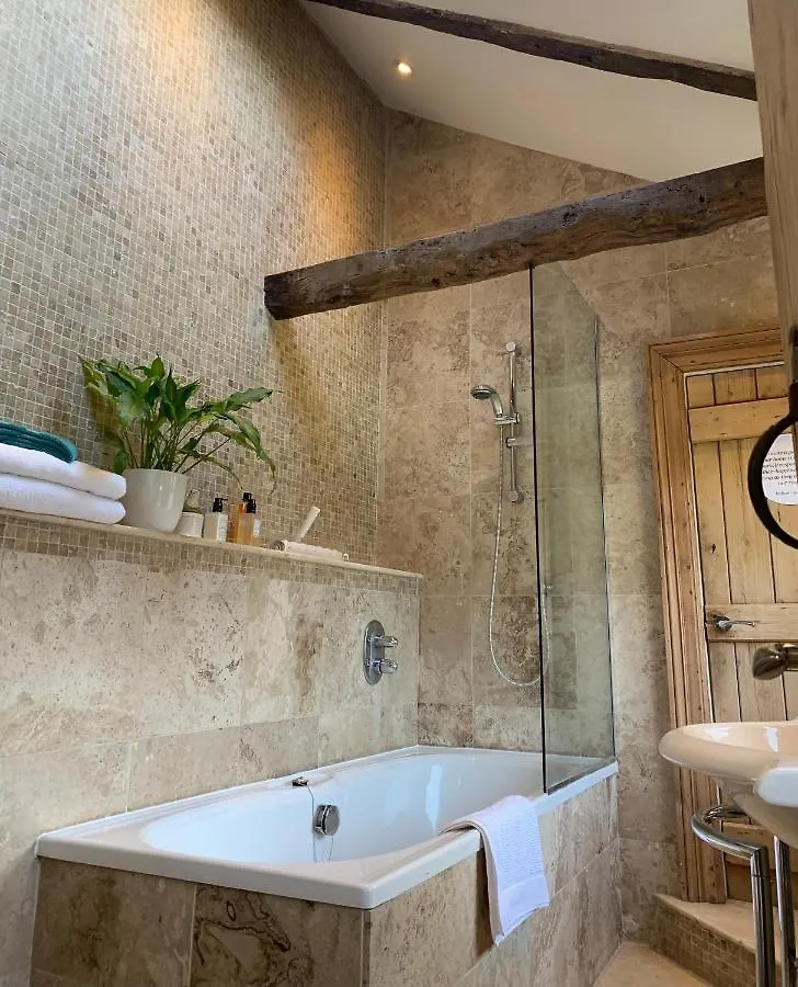 The Garden Suite Harrogate 0*,